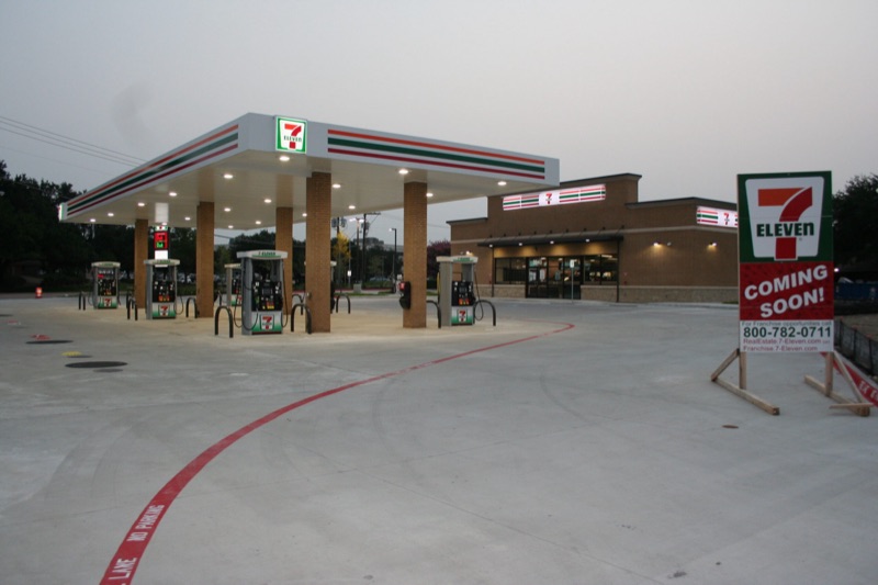 7-Eleven & Salad and Go