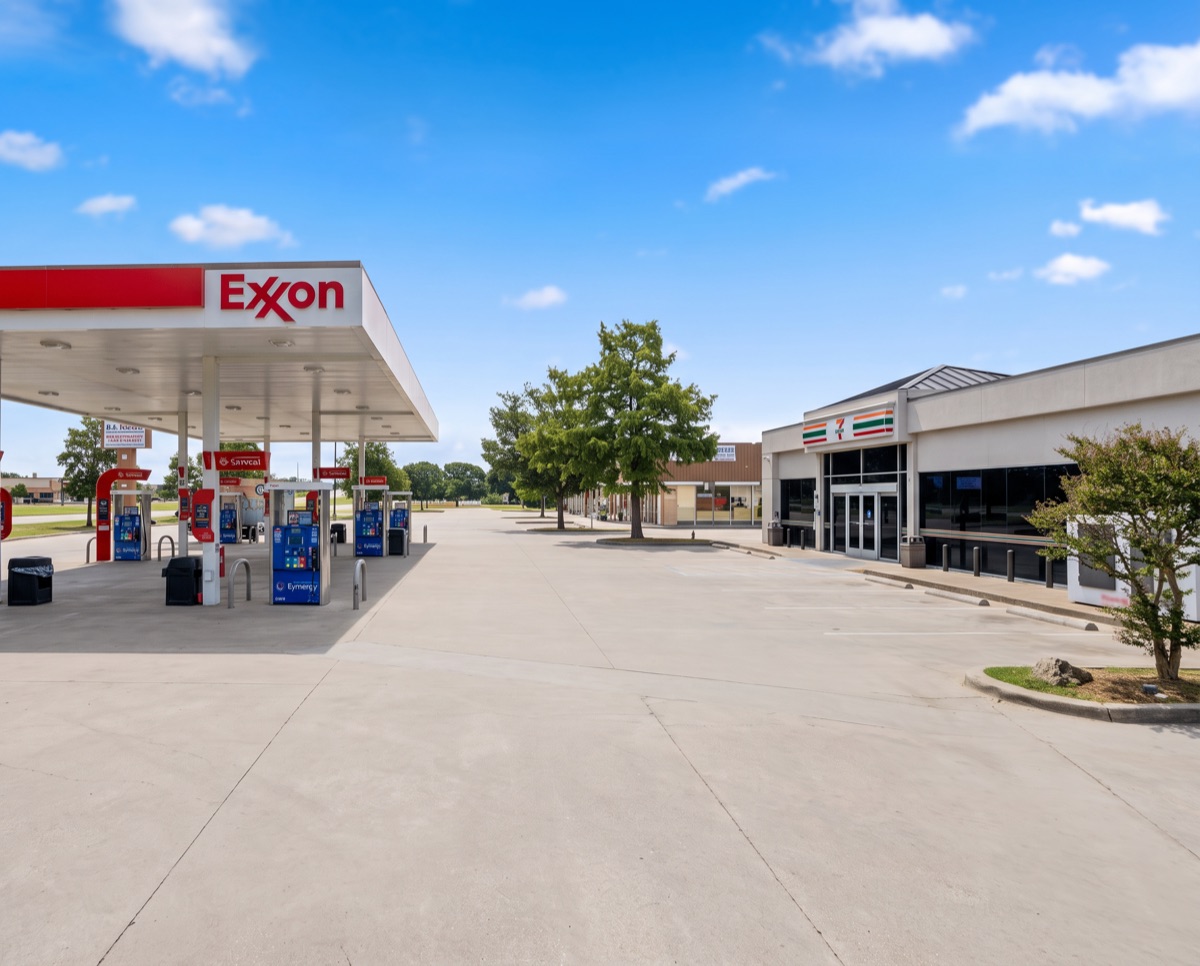 7-Eleven Gas Station, Lewisville, TX