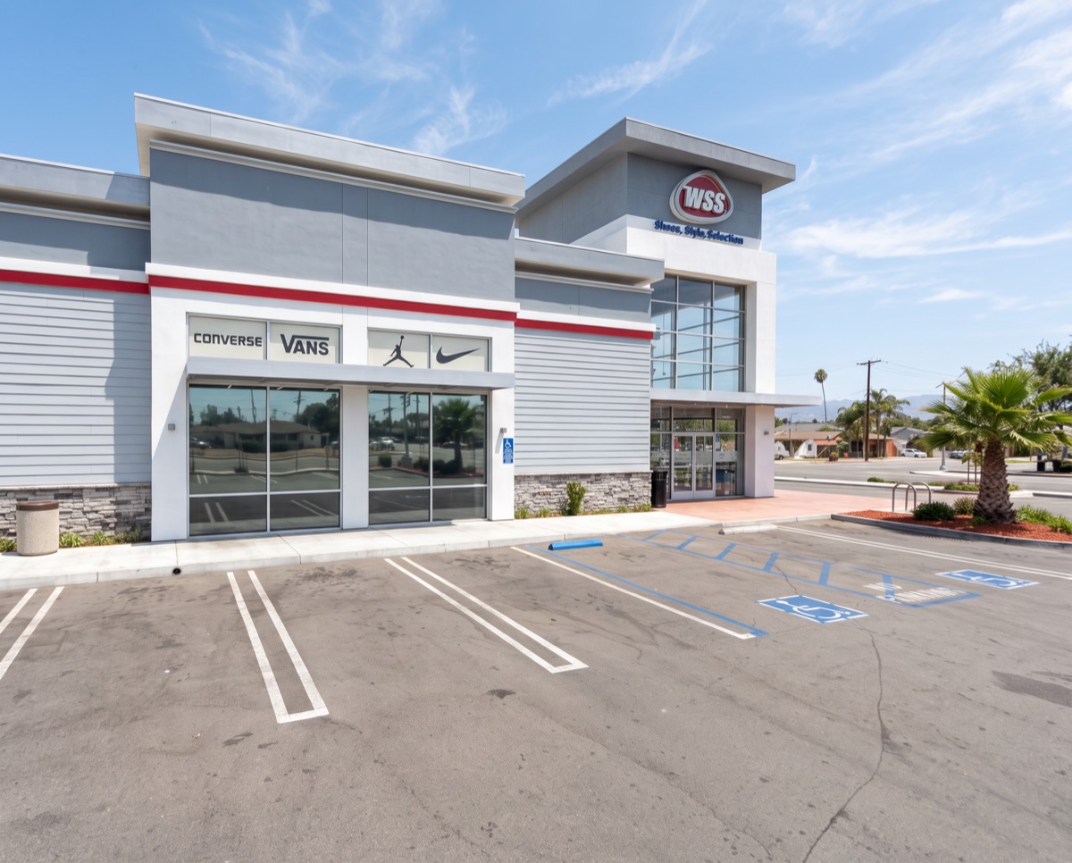 Krispy Kreme & WSS, Oxnard, CA